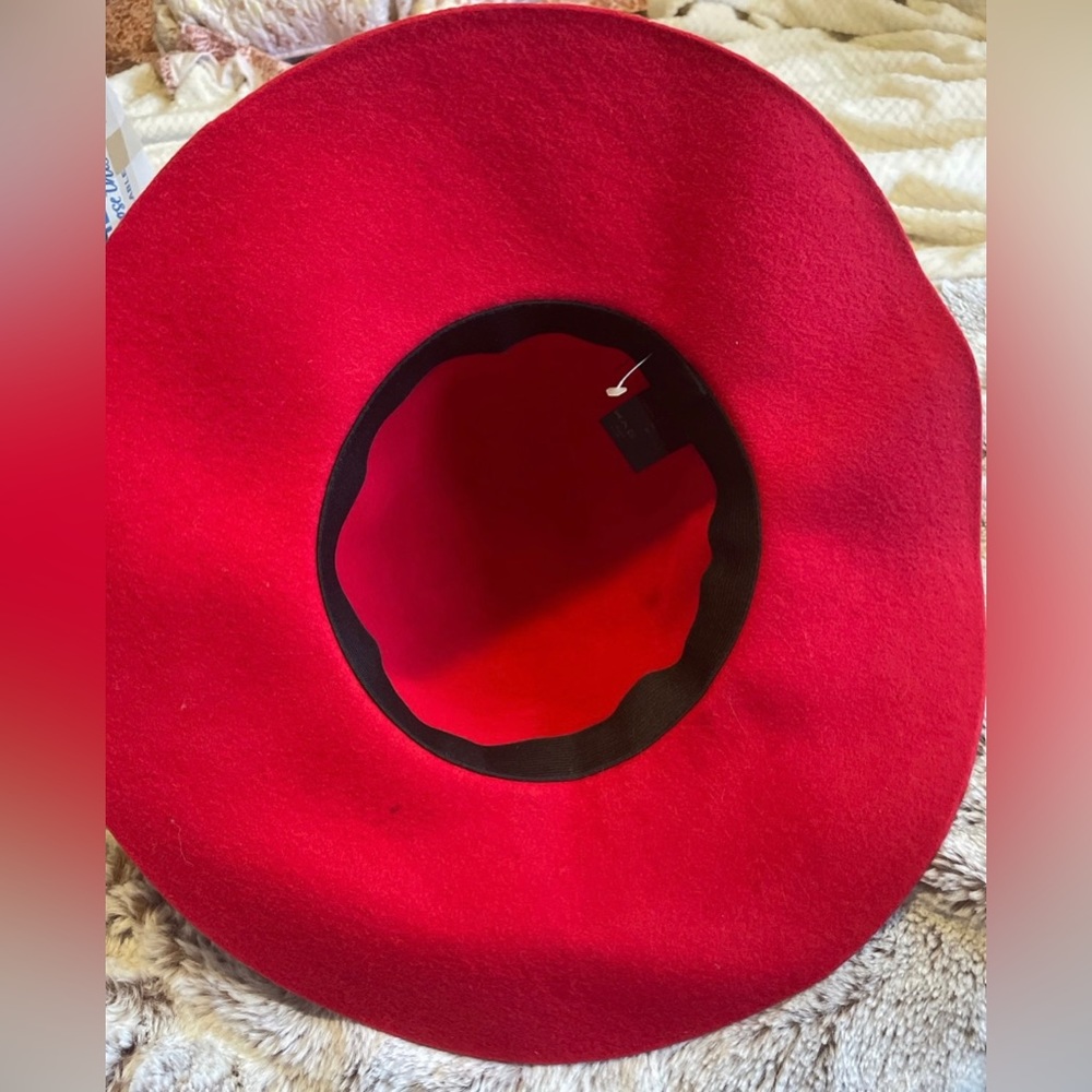 Red Hat - Picture 2 of 2